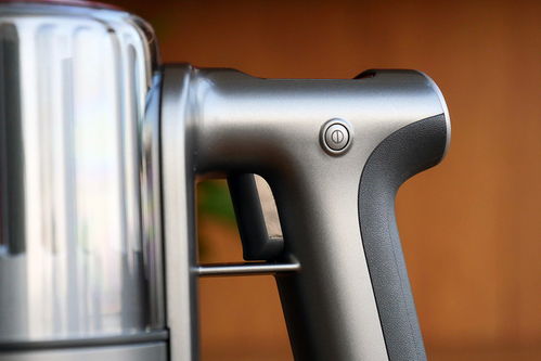 石頭手持無線吸塵器H6體驗 大吸力長續(xù)航，清潔更徹底